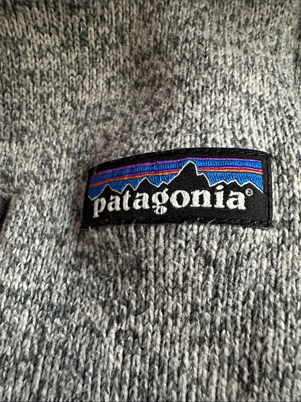 Patagonia Heather Gray Quarter-Zip Fleece Pullover